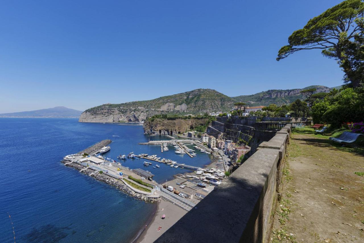 Villa Preziosa Al Pizzo 3 Km Da Sorrento Sant'Agnello Exterior photo